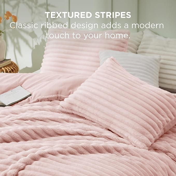 Bedsure Comforter Full Size - GentleSoft™ 3 Pieces Fluffy Double-Side Fleece Comforter Set, Cozy Striped Room Decor Aesthetic, Luxury Pink Full Size Bedding with 2 Pillowcases, 82x86 Inches