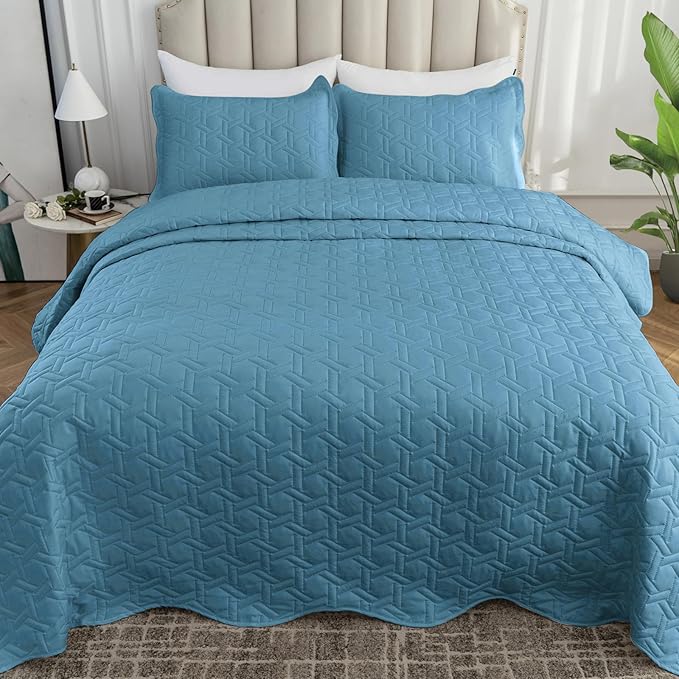 Auemtyn Full/Queen Size Quilt Set 3 Pieces, Soft Lightweight Summer Bedspread, Reversible Microfiber Bed Coverlet for All Seasons, Spa Blue, Geometric Pattern (1 Quilt, 2 Pillow Shams)