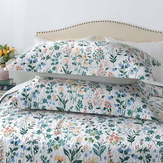 Travan 3-Piece Floral Quilt Super King Quilt Bedding Set, Ultra Soft & Fade Resistant Super King Size Quilt Set with 1 Quilt Set and 2 Shams Purple Quilt for All Season, Exquisite, Super King