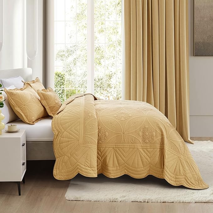 Bedspread - Full Size Bedding Cover - Modern & Contemporary Coverlet Set, Real Stitching, Reversible, Lightweight, 5 Piece, Honey Gold