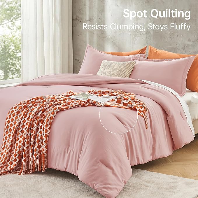 MUXHOMO Oversized Queen Comforter Sets, All Season Ultra Soft Down Alternative Bedding - 3 Piece Lightweight Bed Set Includes 1 Comforter (98"*98") and 2 Pillow Shams (20"x26"), Rose Gold