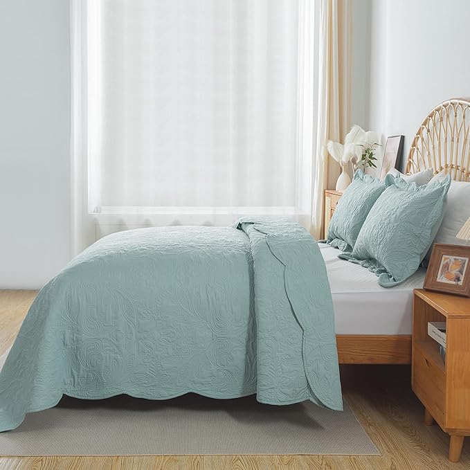 HoneiLife Quilt Set Queen Size - 3 Piece Queen Quilt Bedding Set Microfiber Quilt Sets Lightweight Bedspreads Reversible Coverlets Retro Bed Cover Floral Bedding Set All Season Quilts-Sage Green
