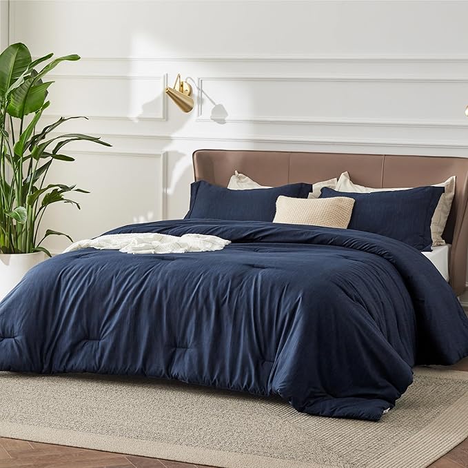 Bedsure Oversized Queen Comforter Set - Navy Soft Bedding for All Seasons, Cationic Dyed Bed Set, 3 Pieces, 1 Oversized Queen Size Comforter (98"x98") and 2 Pillow Shams (20"x26"+2")