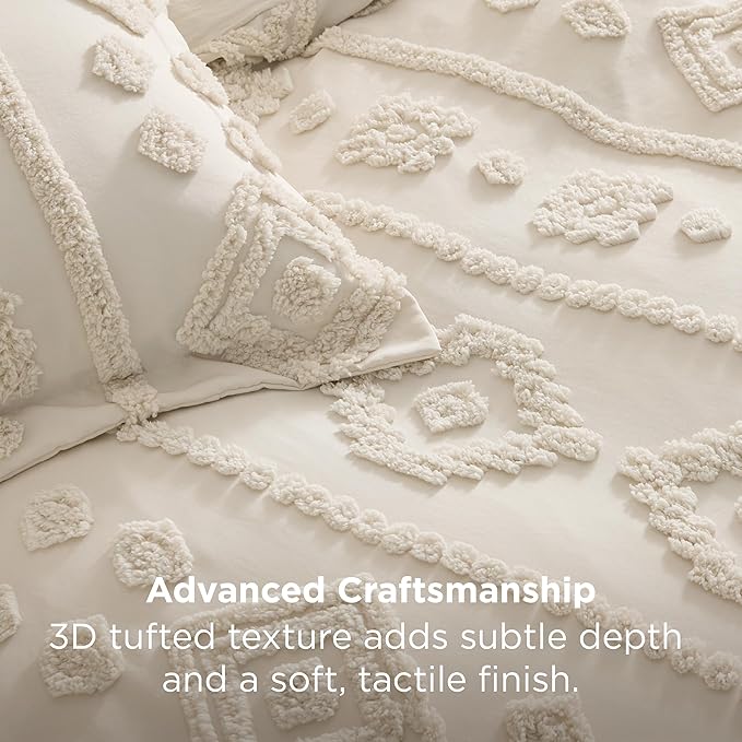 Bedsure Boho Tufted Beige Comforter King Size, GentleSoft™ 3 Pieces Boho Farmhouse Decor Bedding, Exquisite Shabby Chic Bedding for All Seasons, 1 Bed Comforter, 2 Pillow Shams, 104x90 Inches