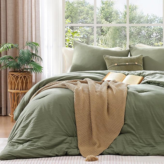 WRENSONGE Full Size Comforter Sets - 3 Pieces Green Comforter Prewashed Soft Lightweight for All Seasons, Fluffy Down Alternative Comforter Full Size with 2 Pillow Shams