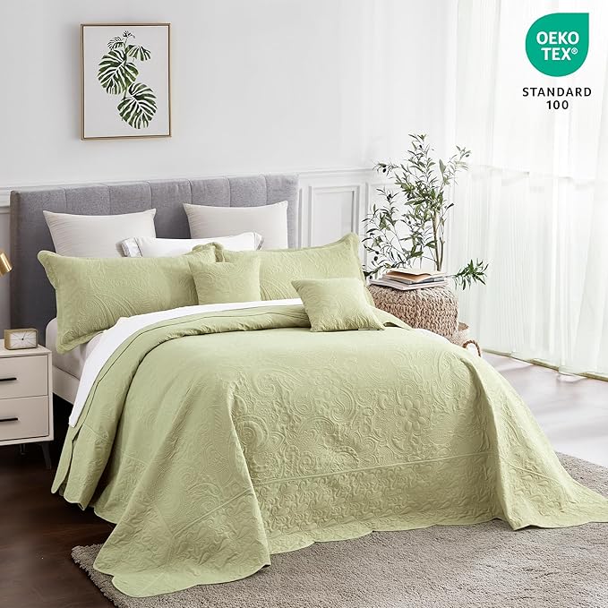 Oversized King Bedspread 128x120 Extra Wide, Ultrasonic Lightweight Bedding Cover, Paisley Pattern, Reversible, 5 Piece, 100% Microfiber, Sage Green
