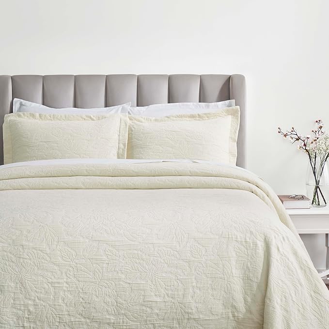 Superior 3 Piece Cotton Bedspread Set, Home Bed Decor, Decorative Bed Spread, 2 Pillow Shams, Medium Weight Blanket, Matelasse Coverlet, Bedding Essentials, Hibiscus Collection, California King, Ivory