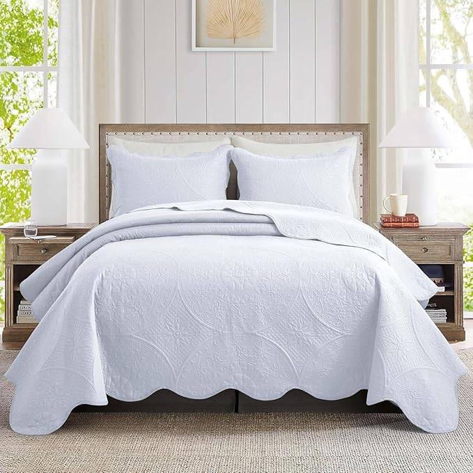 IR Imperial Rooms Queen Quilt Bedding Set Size (90" x 96") + 2 Pillow Shams (20" x 26"+ 2") - 3 Pcs All Season Lightweight Reversible Microfiber Coverlet Floral Embossed Quilt Bedspread (White)
