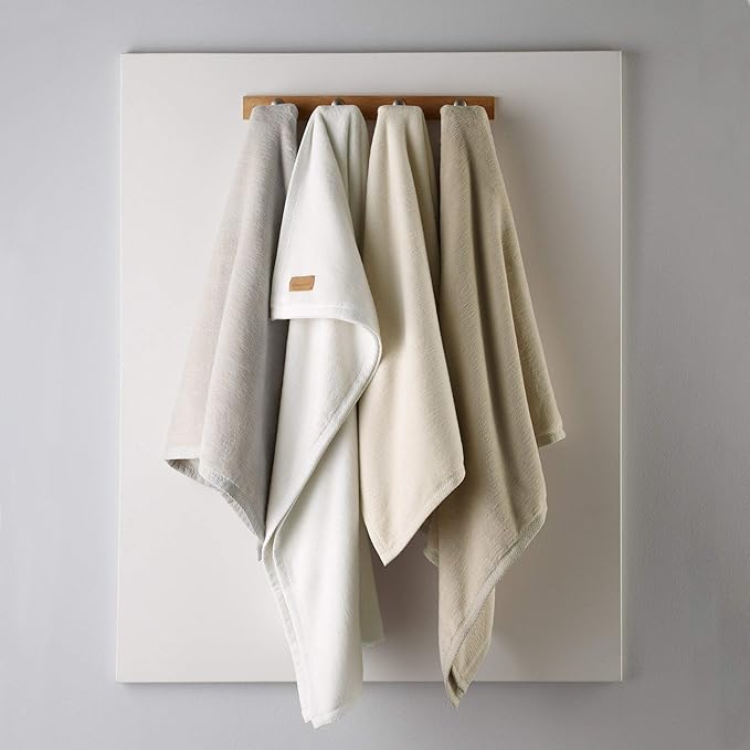 Peacock Alley All Seasons Luxury Cotton Blanket – 100% Long Staple Cozy Cotton Blanket for Sofa, Bed, and Crib - Twin/Twin XL, Natural