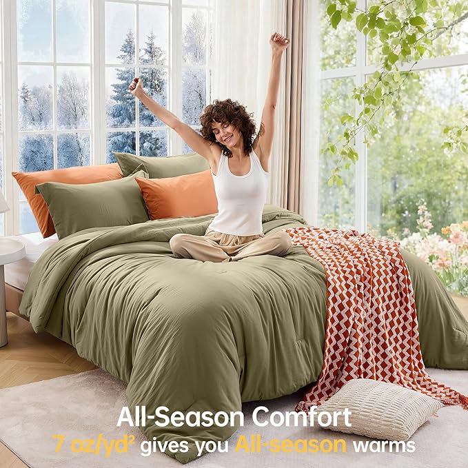 MUXHOMO Full Comforter Set, All Season Ultra Soft Down Alternative Bedding - 3 Piece Lightweight Bed Set Includes 1 Comforter (82"x86") and 2 Pillow Shams (20"x26"), Olive Green