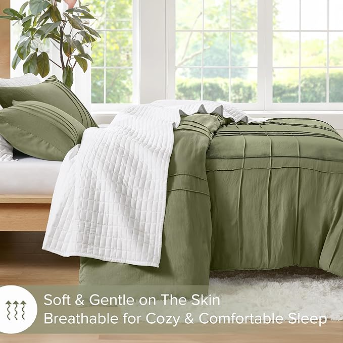 Comfort Spaces Olive Green Queen Size Duvet Cover Set - 3-pc Pintuck Pleated Duvet Cover Queen, All Season Lightweight, Extra Softness Pre-Washed Microfiber Queen Bed Cover Shams