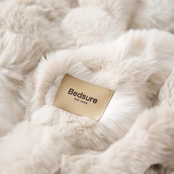Bedsure GentleSoft Fluffy Fuzzy Twin Blanket, Soft Cozy Fleece Faux Fur Blanket, Pink Decorations Minky Velvet Couch Cover, Thick Warm Plush Women Men Birthday Gifts, 870GSM, Tie-dye Taupe
