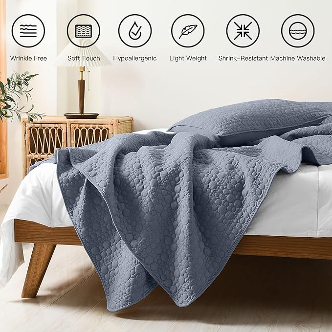 HORIMOTE HOME Quilt Set King Size Denim Blue, Classic Geometric Spots Stitched Pattern, Pre-Washed Microfiber Coverlet Ultra Soft Lightweight Quilted Bedspread for All Season, 3 Pieces