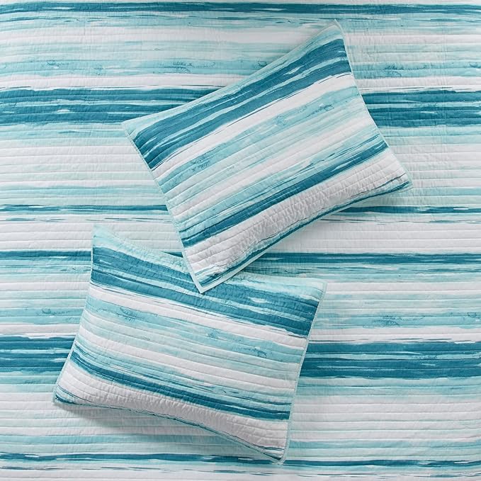 Madison Park Quilt Set Cottage Coastal Design, 6 Piece Set - All Season, Coverlet Bedspread Lightweight Bedding Layer, Shams, Toss Pillows, King/Cal King(104 in x 94 in), Aqua/White