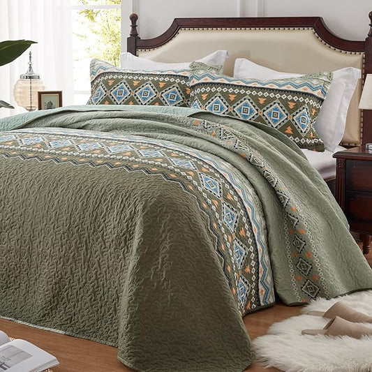 LEAONME 2 Pieces Twin Size Quilt Set Olive Green Bohemian Bedspread Coverlet Lightweight Microfiber Bedding Set 68x86 Inch Bed Cover for All Seasons (1 Quilt, 1 Pillow Sham)