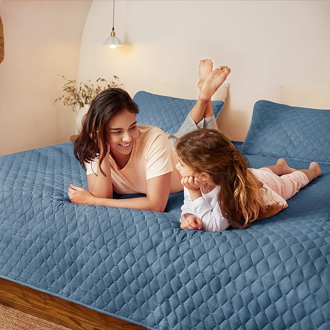 Exclusivo Mezcla Reversible California King Size Quilt Bedding Set with Pillow Shams, Lightweight Quilts Cal King Size, Soft Bedspreads Bed Coverlets for All Seasons - (Grayish Blue, 112"x104")