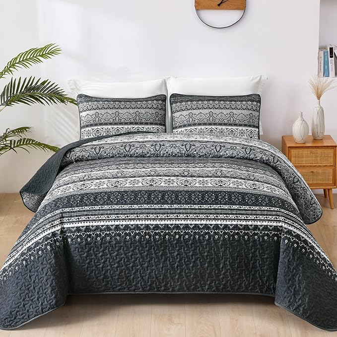 WONGS BEDDING Boho Queen Quilt Set, Black Bohemian Quilt Bedding Set, Lightweight Bed Decor Bedspread for All Season Reversible Microfiber Coverlet Bedding Set 96"x90"(3 Pieces)