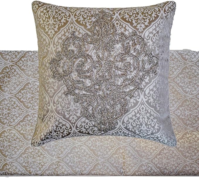 The HomeCentric Gray Bed Runner for King/Queen/Twin Jacquard Decorative Bed Scarf 53"x18" Bed Runner Without Pillow Cover, Damask Bed Scarf Bedroom Décor Accent - Silver Empress