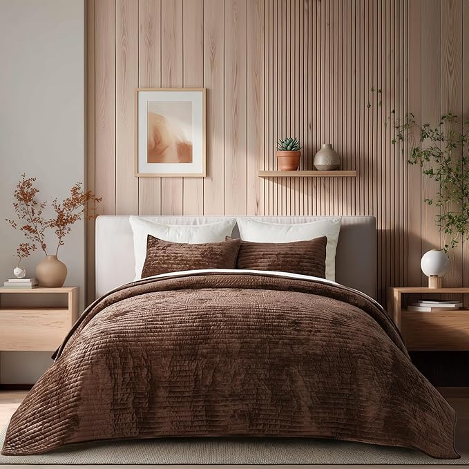 EVERGRACE Velvet Quilt Set California King 118'' x 106'', Luxurious Soft Striped Channel Bedding Set, Lightweight Velvet Comforter for All Season, Oversized Bedspread Coverlet w/ 2 Shams, Rust Brown