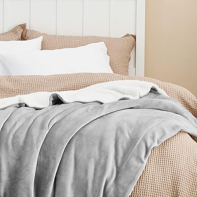Bedsure GentleSoft Sherpa Fleece Blanket Queen Size for Bed, Non-Heated, Thick and Warm Throw for Women and Men, Soft Fuzzy Plush Queen Blanket for Winter, Light Grey, 90x90 Inches