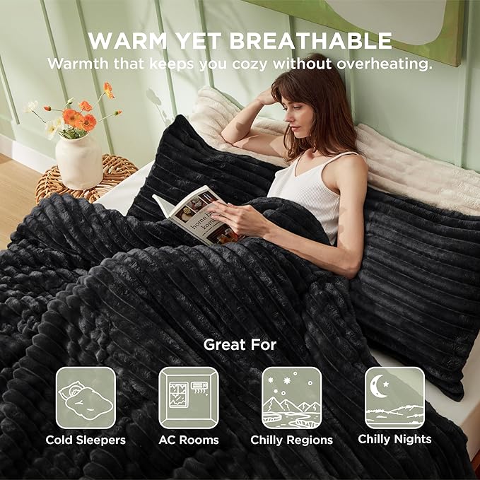 Bedsure Queen Comforter Set - GentleSoft™ 3 Pieces Fluffy Double-Side Fleece Comforter Set, Cozy Striped Room Decor Aesthetic, Luxury Black Bedding Queen Size with 2 Pillowcases, 90x90 Inches