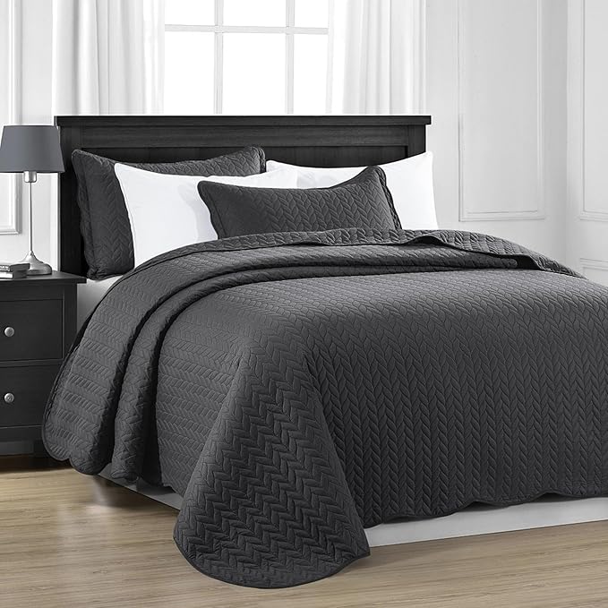 MOONLIGHT20015 Quilt Queen Size (90" x 96") with 2 Pillow Shams (20" x 26"+2") for All Season - 3 Pcs Lightweight Bedding Set Reversible Coverlet Embossed Quilted Bedspread (Charcoal/Dark Grey)