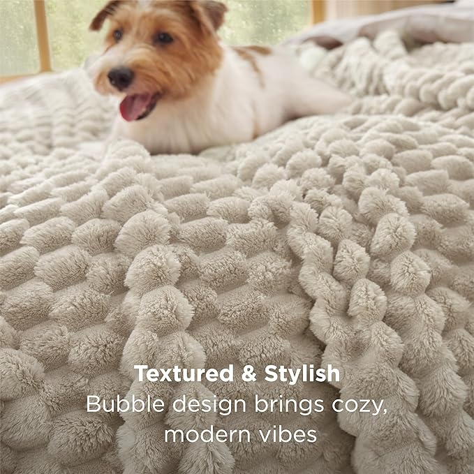 Bedsure King Size Blanket for Bed - 350GSM Fluffy Plush Bubble Blanket King for Home Room Decor, GentleSoft Cute Fleece Soft Cozy Gifts for Women Girls, Beige, 108x90 Inches