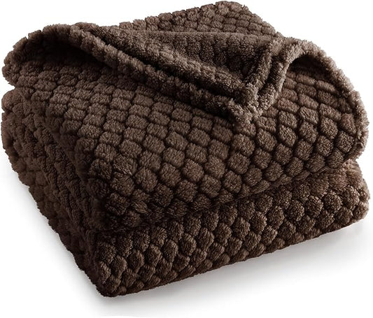 Exclusivo Mezcla Fleece Throw Blanket for Couch and Bed,Extra Soft Warm Decorative Fuzzy Throws for Women,Lightweight Cozy Blankets Size 50x60 Inches, Coffee