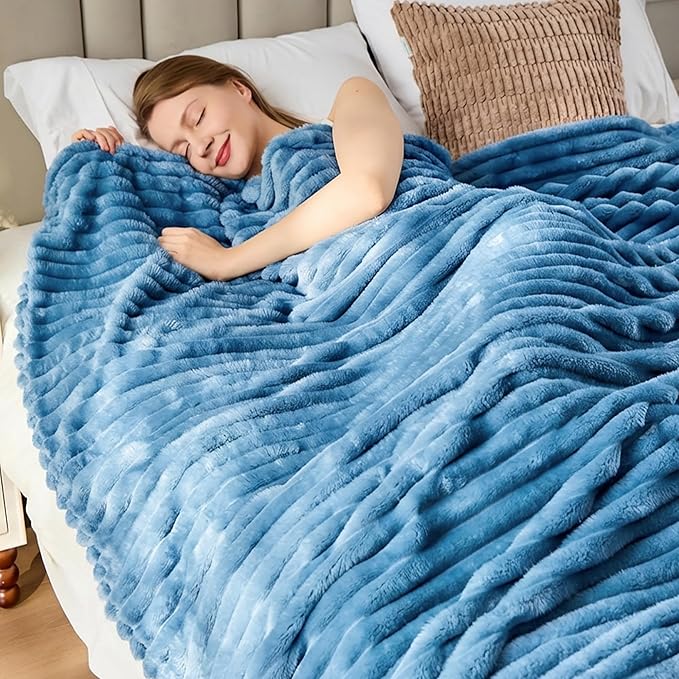 Blue Fleece Throw Blanket for Couch, Super Soft Cozy Blanket for Home Decor, Perfect Cozy Gifts for Women Men Gifts, Lightweight All Season Couch Blanket, 50x70 Inches