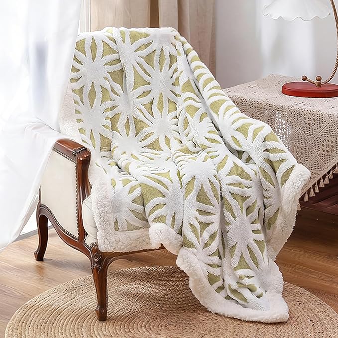 LOMAO Sherpa Fleece Blanket Fuzzy Soft Throw Blanket Dual Sided Blanket for Couch Sofa Bed (Fruit Green, 60''x80'')