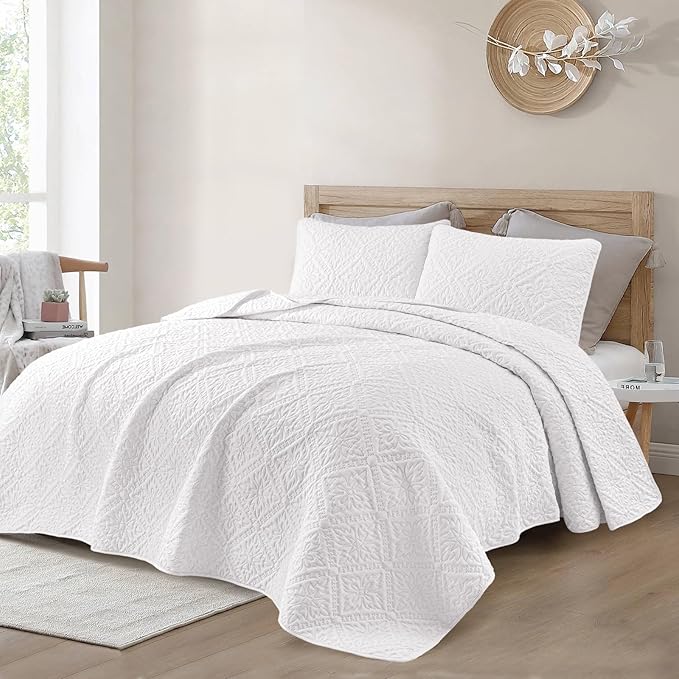 Exclusivo Mezcla Queen Quilt Bedding Set, Lightweight Soft Bedspreads Coverlets with 2 Pillow Shams, Modern White Quilts Queen Full Size for All Seasons