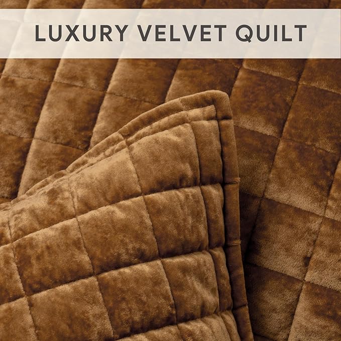 RECYCO Luxury Velvet Quilt Set, California King 118'' x 106'' Oversized Bedspread, Ultra Soft Velvet Comforter, Lightweight Box Stitch Bedding Sets for All Season, with 2 Shams, Caramel Gold