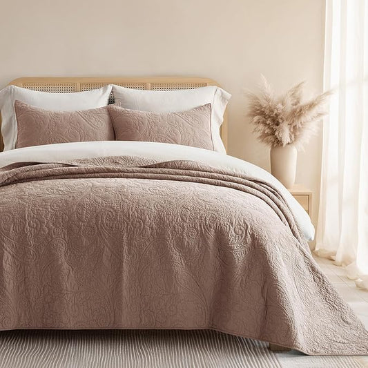 EVERGRACE 100% Cotton Paisley Quilt Set, Queen Size 3 Piece Set – Prewashed Lightweight Bedspread with 2 Shams, Soft Matelasse Coverlet for All-Season, Dusty Brick (Red Undertones)
