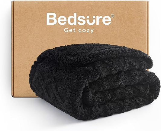 Bedsure Gentlesoft Sherpa Fleece Throw Blanket for Couch - Fluffy & Cozy Cable Jacquard Tufted Throw for Women Gift, Thick and Warm Christmas Blanket for Winter, Black, 50x60 Inches