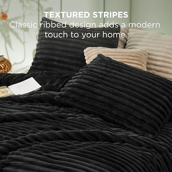 Bedsure King Size Comforter Set - GentleSoft™ 3 Pieces Fluffy Double-Side Fleece Comforter Set, Cozy Striped Room Decor Aesthetic, Luxury Black King Bedding with 2 Pillowcases, 104x90 Inches