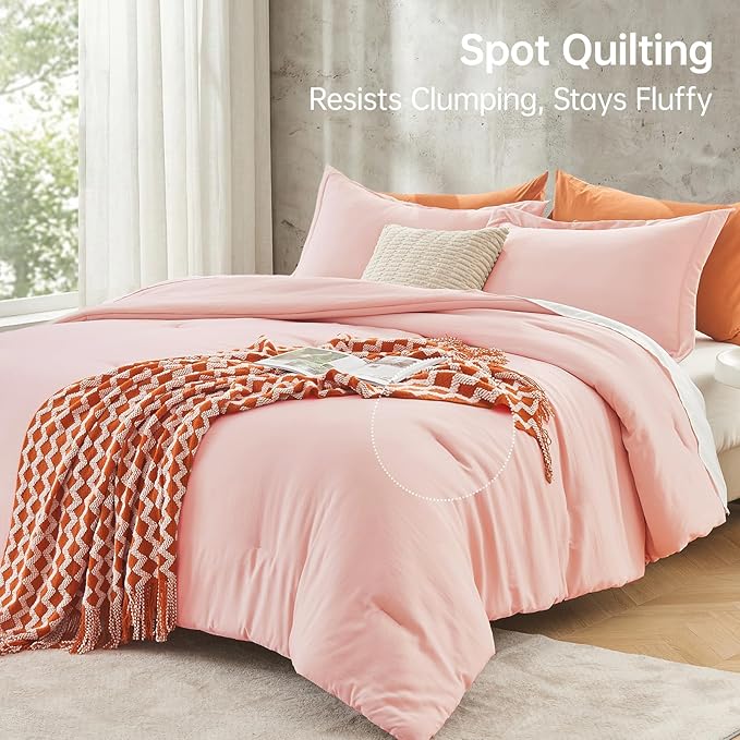 MUXHOMO Queen Comforter Set, All Season Ultra Soft Down Alternative Bedding - 3 Piece Lightweight Bed Set Includes 1 Comforter (90"x90") and 2 Pillow Shams (20"x26"), Blush