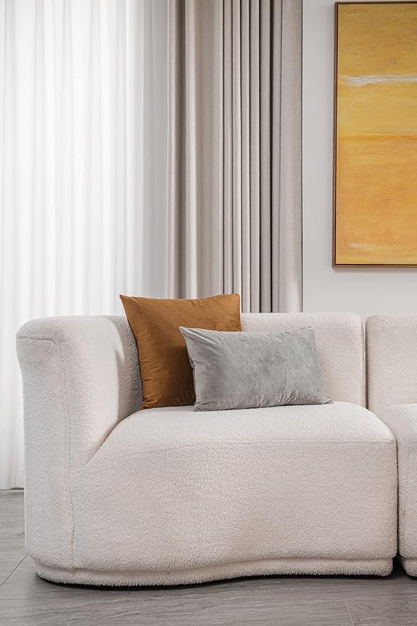 Throw Pillow Covers 18x18 Golden Brown: Pack of 2 Cozy Soft Velvet Square Modern Luxury Decorative Throw Pillow Cases for Sofa Couch Living Room Bed Home Decor