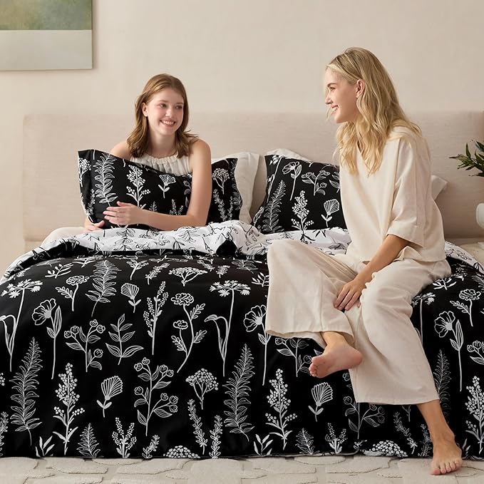 Joiedomi California King Comforter Set Black, 3 Pieces Floral California King Bedding Set with 1 Soft Reversible Botanical Comforter and 2 Pillow Shams, Bed in a Bag for All Seasons
