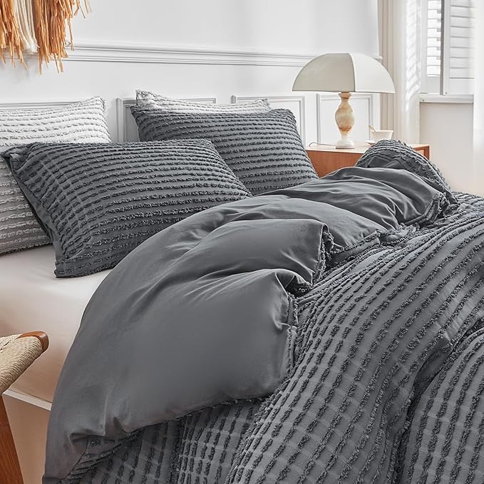 WARMDERN Boho Duvet Cover Set Queen Size,Dark Grey Striped Duvet Cover Microfiber Bedding Set,3PCS Ultra Soft Breathable Lightweight Tuft Texture Duvet Covers with Zipper Closure(Dark Grey,Queen)
