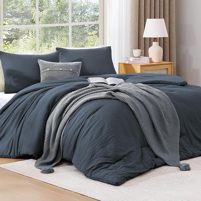 WRENSONGE Oversized Queen Comforter Set - 3 Pieces Prewashed Blue Grey Comforter Soft Lightweight for All Seasons,Down Alternative Comforters Oversized Queen Size with 2 Pillow Shams
