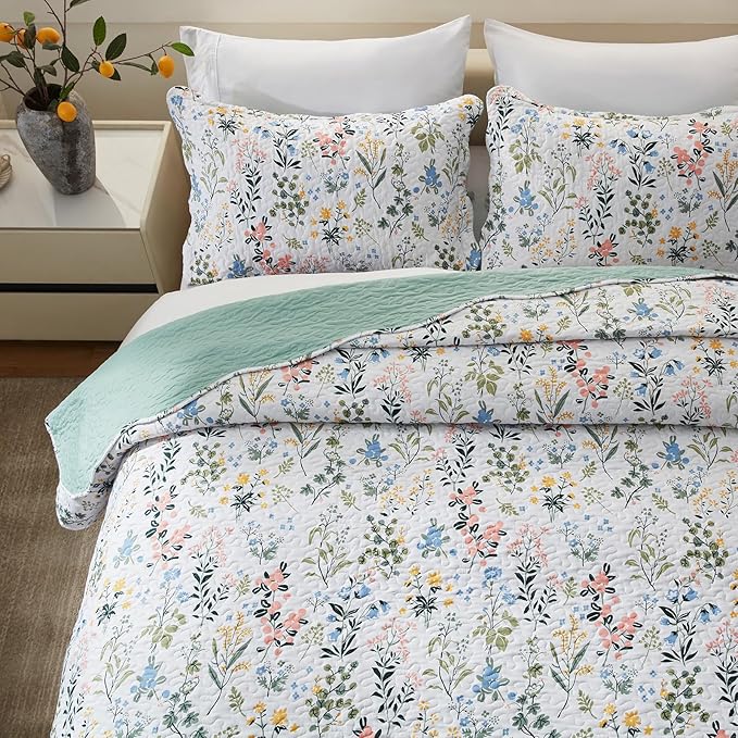LEAONME 3-Piece King Size Quilt Set Lightweight Bedspread Coverlet 98''x106'' Garden Style Floral Printed Oversized Bedding Set with Shams for All Season