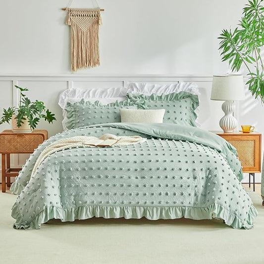 Tufted Dots Ruffle Comforter Set King Size, 3 Pieces Sage Green Vintage Farmhouse Shabby Chic Comforters, Jacquard Boho Bohemian Bedding Set for All Season (1 Ruffled Comforter+ 2 Pillow Shams)