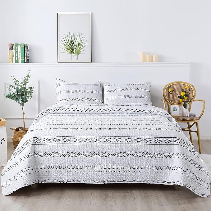 Andency White Quilt Set King (106x96 Inch), 3 Pieces(1 Boho Printed Quilt and 2 Pillowcases), Bohemian Summer Lightweight Reversible Microfiber Bedspread Coverlet Sets