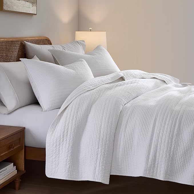 palassio Striped White 100% Cotton Quilt California Cal King Size Bedding Sets, Oversized Lightweight Channel Pick Stitch Textured Bedspread Soft Farmhouse Country Coverlet for All Season, 2 Shams