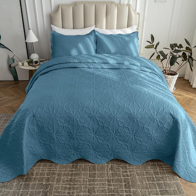 Auemtyn King Size Quilt Set 3 Pieces, Soft Lightweight Summer Bedspread, Reversible Microfiber Bed Coverlet for All Seasons, Spa Blue, Floral Pattern (1 Quilt, 2 Pillow Shams)