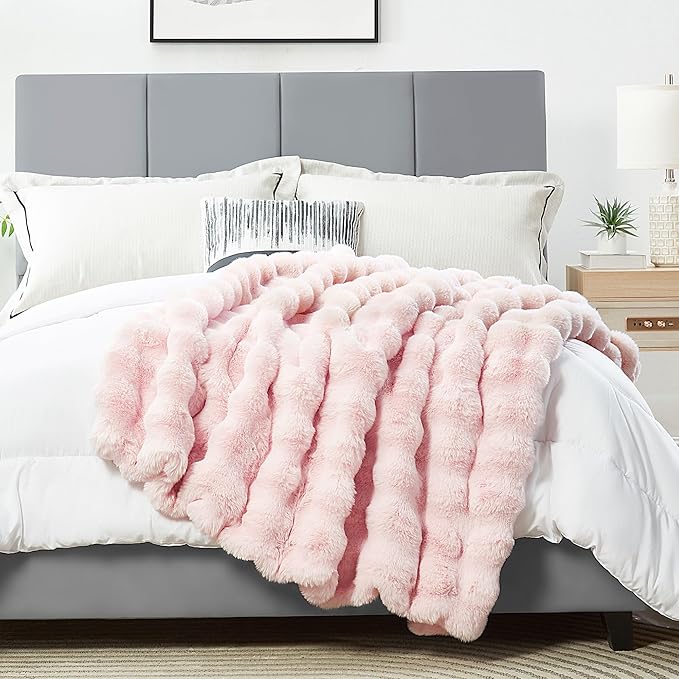 DREAMNINE Decorative Soft Thick Fuzzy Bubble Faux Rabbit Fur Throw Blanket for Couch Sofa, Reversible Plush Warm Fluffy Blankets for Winter, Luxury Cute Cozy Furry Fur Blanket for Bed, 50" x 60", Pink
