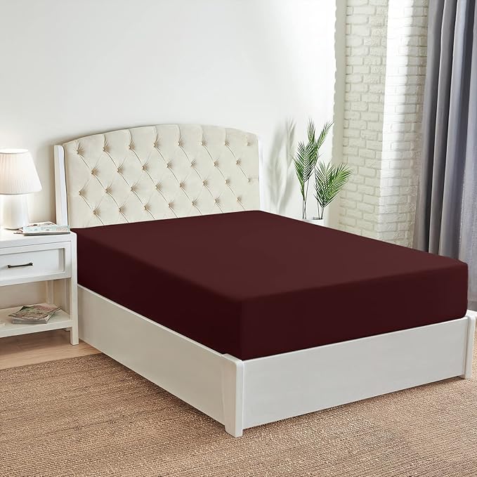 Mellanni King Fitted Sheet - Iconic Collection Bedding Sheets with up to 16 inch Deep Pocket - Soft & Cooling - Fade & Stain Resistant - 1 PC (King, Brick Red)