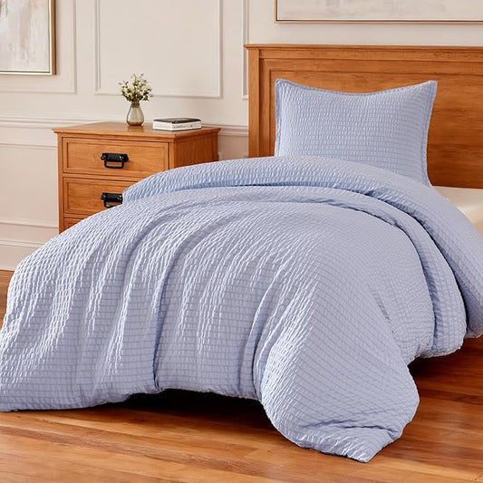 Amazon Basics Duvet Cover Set Jacquard Geometric Microfiber 2-Piece, with 1 Duvet Cover and 1 Pillow Sham, Comforter Not Included, Twin, Blue Striped