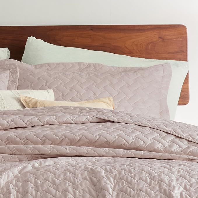 Bedsure Quilts King Size - Lightweight Bedspreads King Size with Basket Weave Pattern, Soft Quilt Bedding, Dusty Rose Comforter Coverlet for All Seasons (106" x 96")