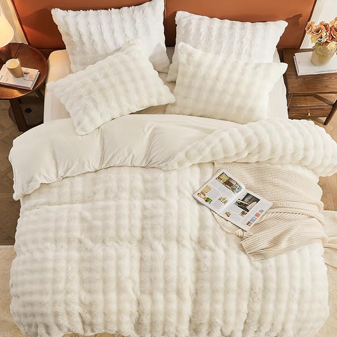 EMME Faux Fur Duvet Cover King Size, 3 Pieces Ultra Soft Fluffy Comforter Cover, Cozy Warm for Winter, Luxury Elegant Shaggy Bubble Design Bedding, 1 Duvet Cover & 2 Pillow Shams (King, Cream White)